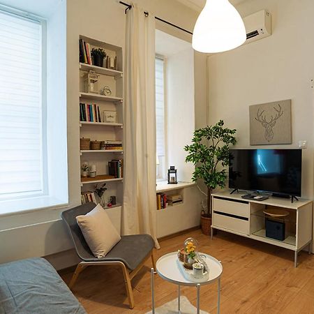 Magica - Cosy Apartment In The Heart Of Budapeste Exterior foto